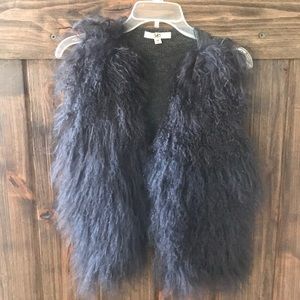EUC Ya gray fur vest